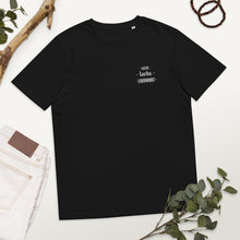 Lade das Bild in den Galerie-Viewer, Liebe - Lache - Leberwurst - Stickerei Unisex-Bio-Baumwoll-T-Shirt
