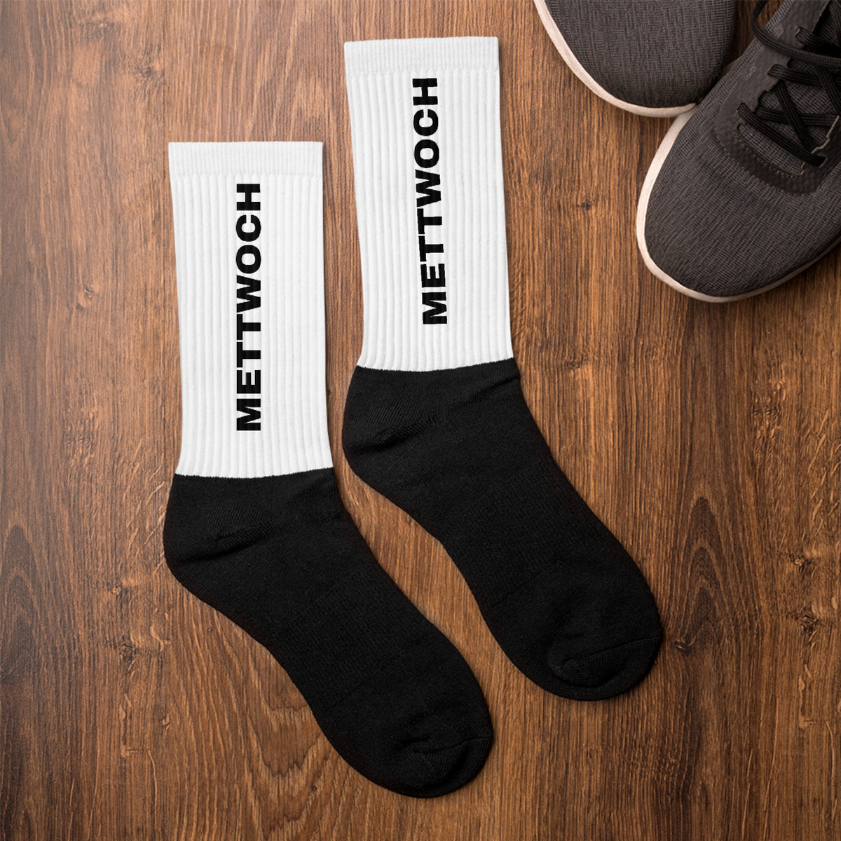 Mettwoch Socken - das perfekte Weihnachtsgeschenk für Mettfluencer